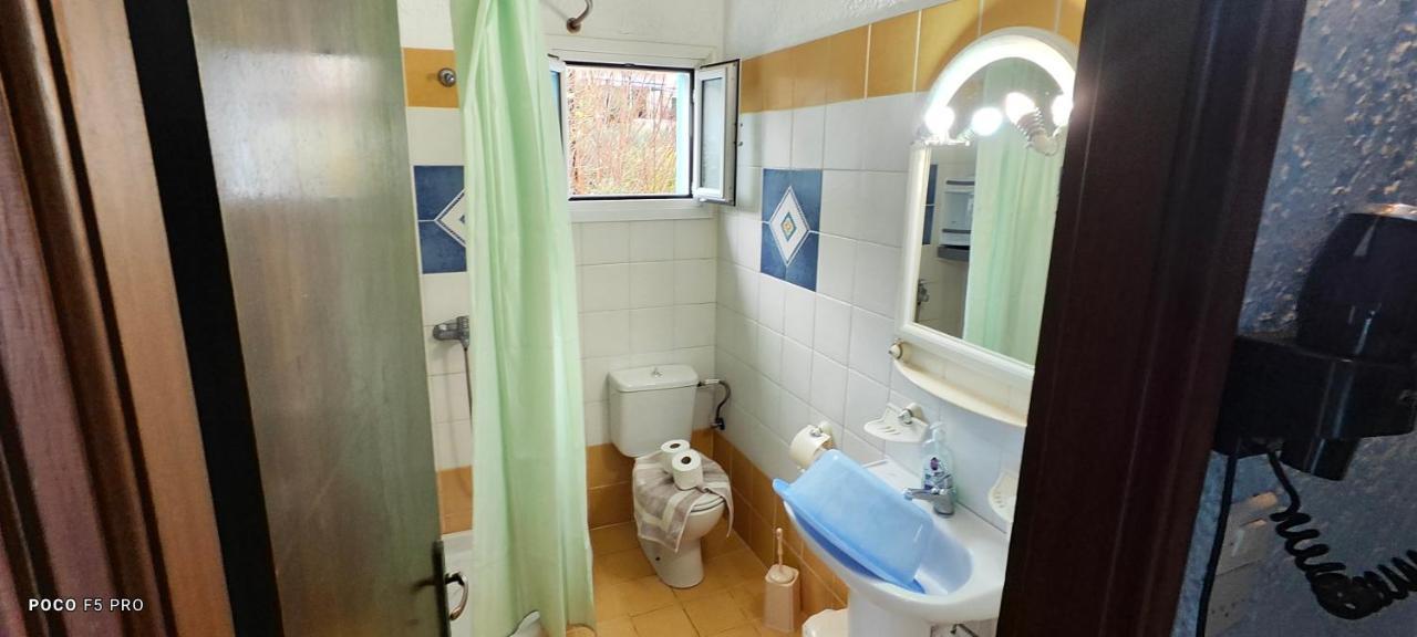 Giannis Apartments By Climbing House Panormos  Экстерьер фото