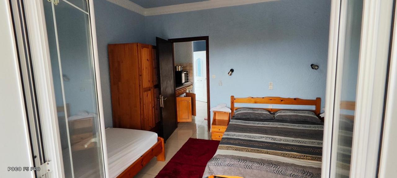 Giannis Apartments By Climbing House Panormos  Экстерьер фото