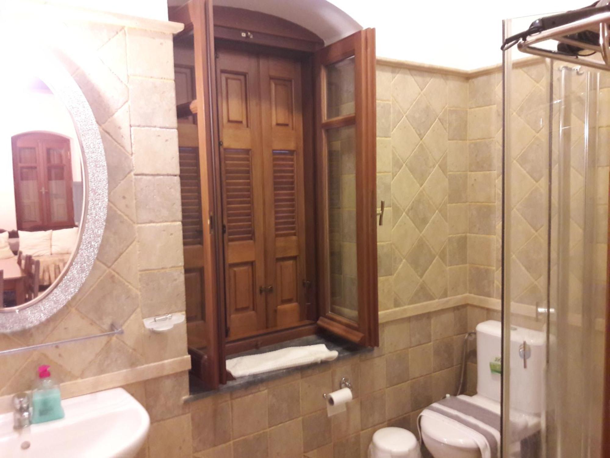 Giannis Apartments By Climbing House Panormos  Экстерьер фото